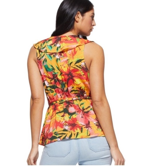 NWT Sofia Vergara wrap Ruffle Top 5x - Picture 3 of 6